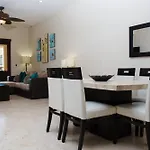 Oceanfront El Faro Surf 302