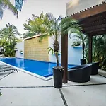 Oasis12 By Playa Moments
