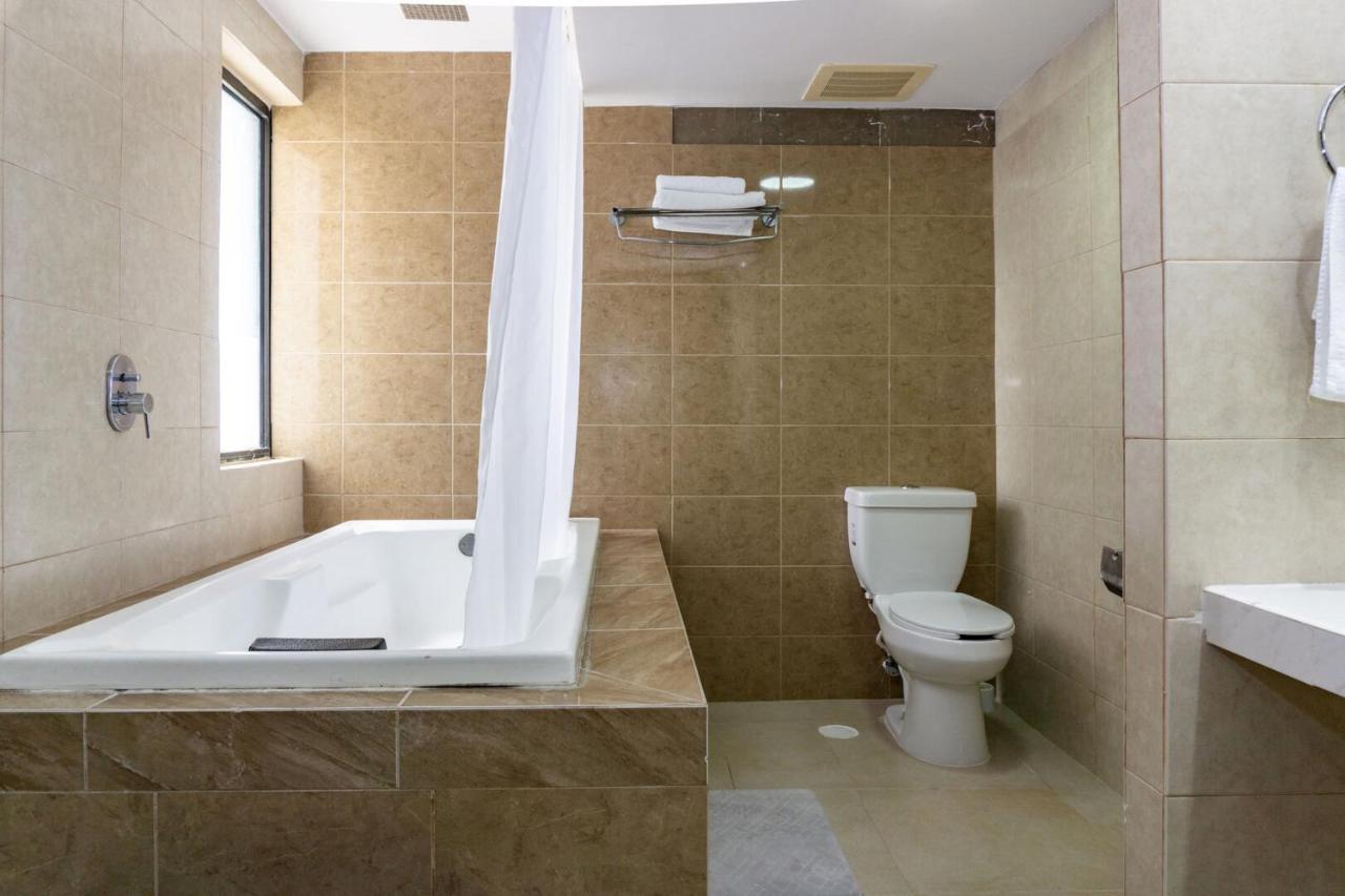 Aldea Beachside By Bvr Apartahotel