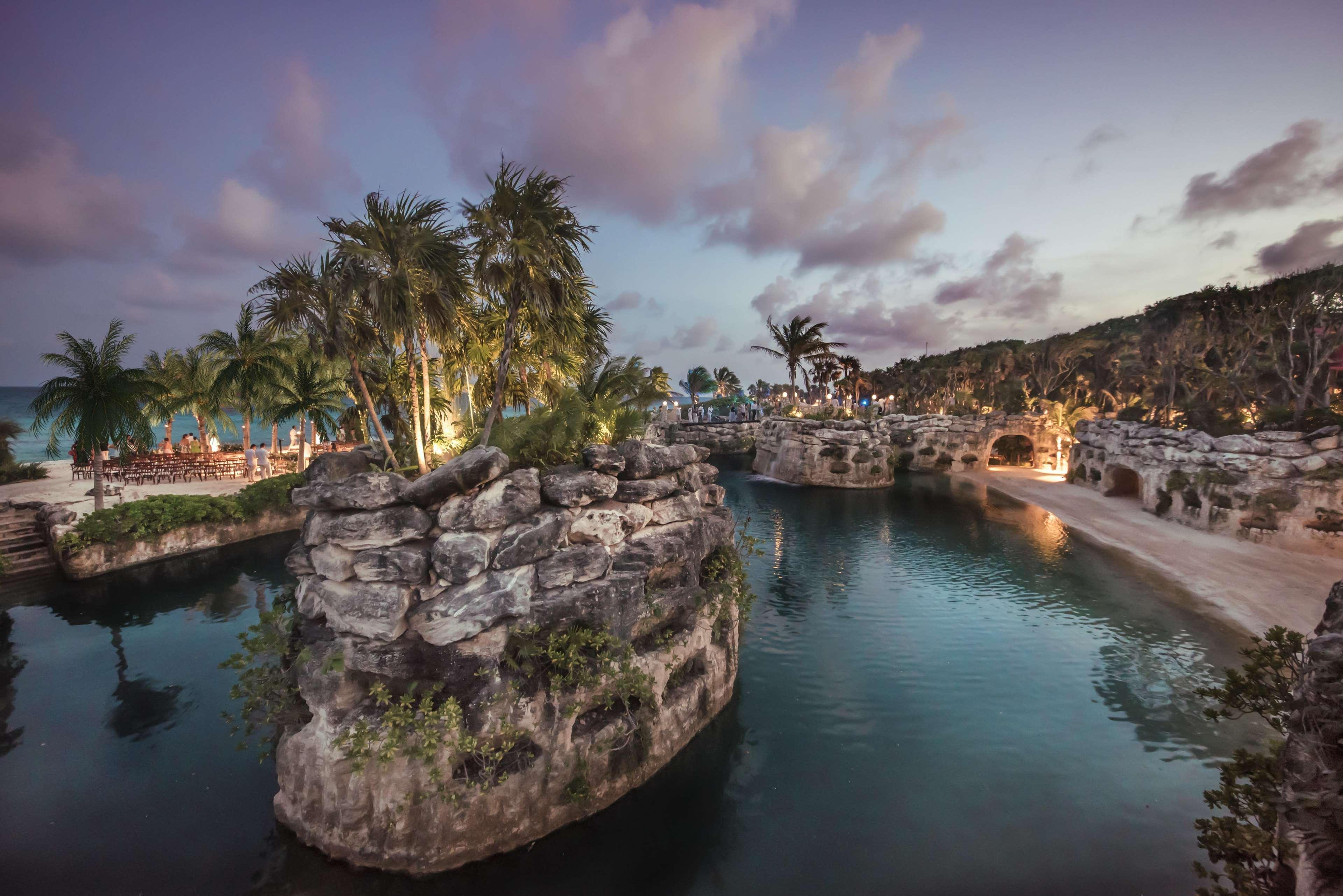 Xcaret Mexico Parks Fun Inclusive (adults Only) Los Dos Compadres