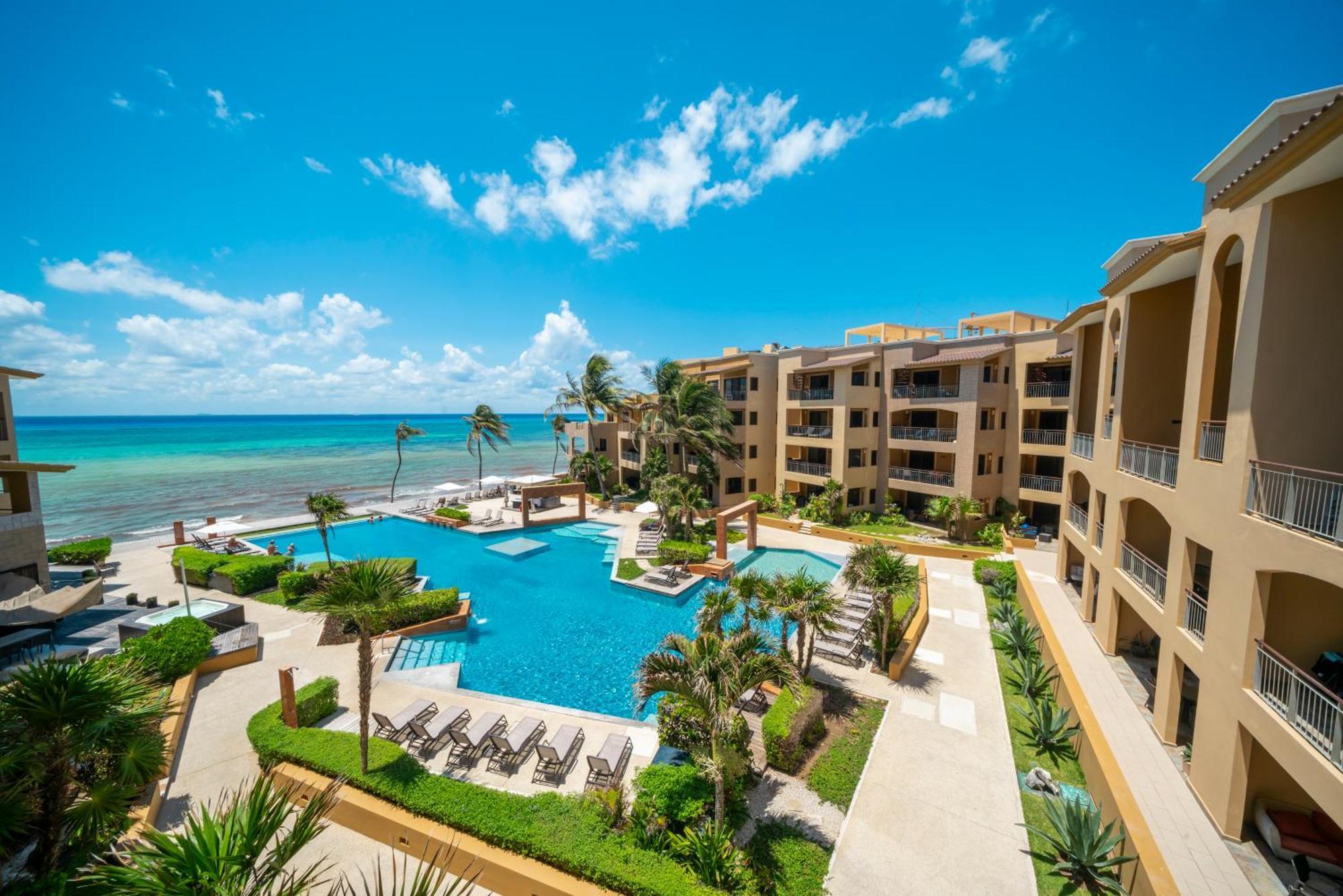 Holiday home Surf 301 - Luxury Oceanview Beachfront With Gym - At El Faro