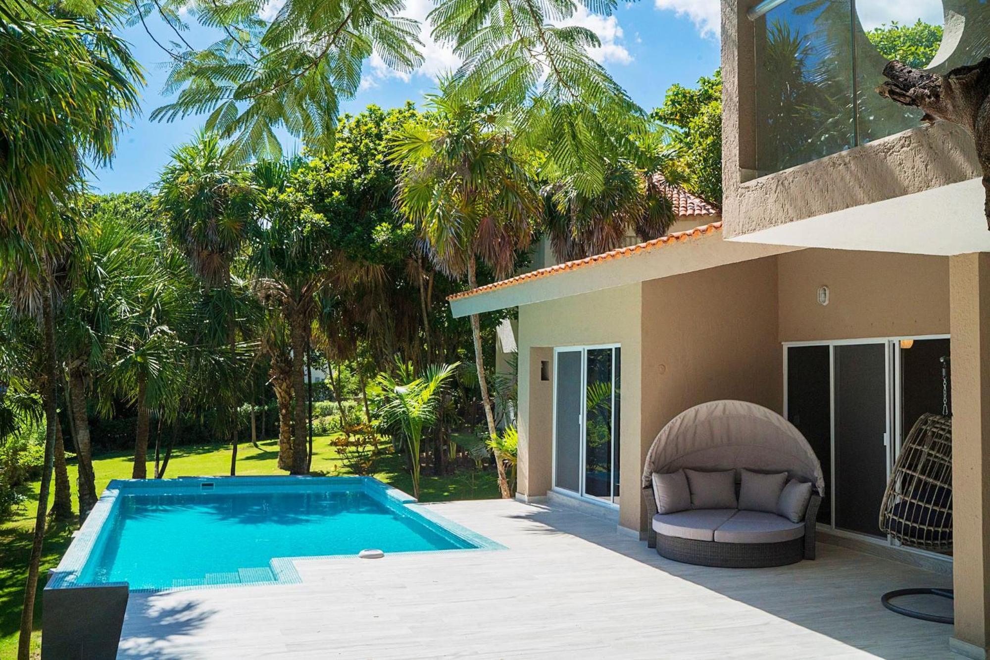 Сasa de vacaciones 3br Casa Matuk I Steps From Spectacular I Private Pool *