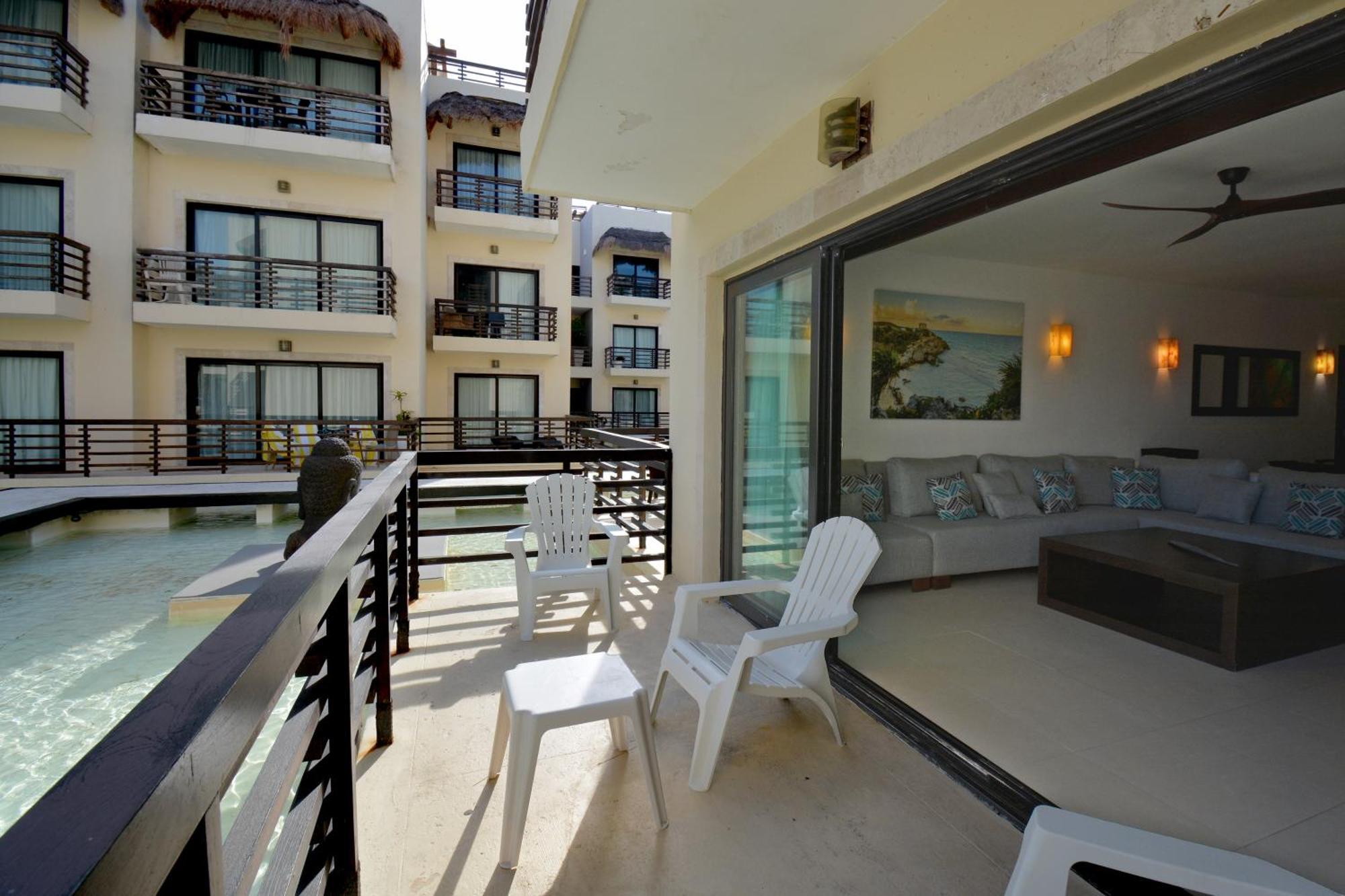 Awesome At Aldea Thai Beachfront Apartahotel Playa del Carmen