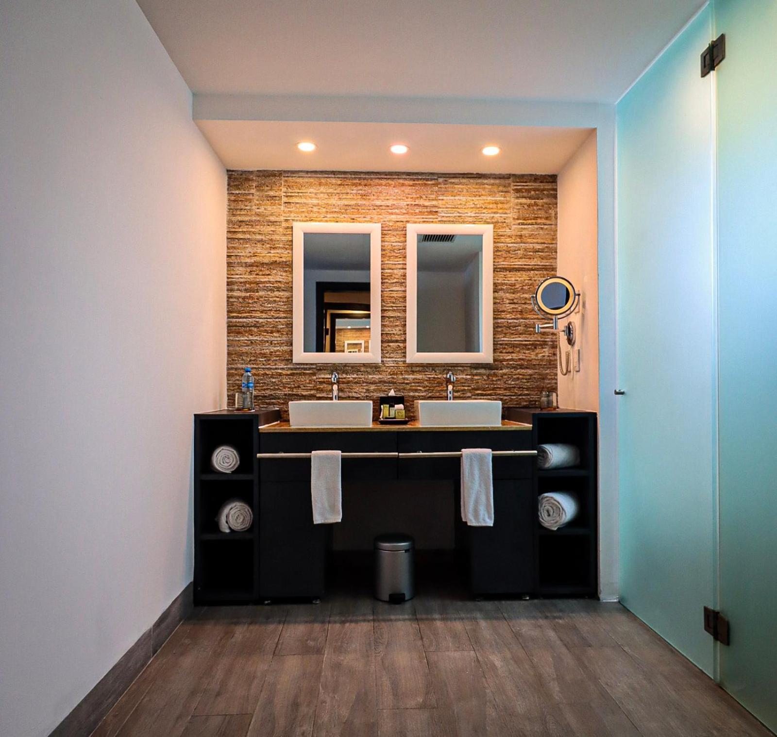 The Fives & Residences - Senses Inclusive 5*