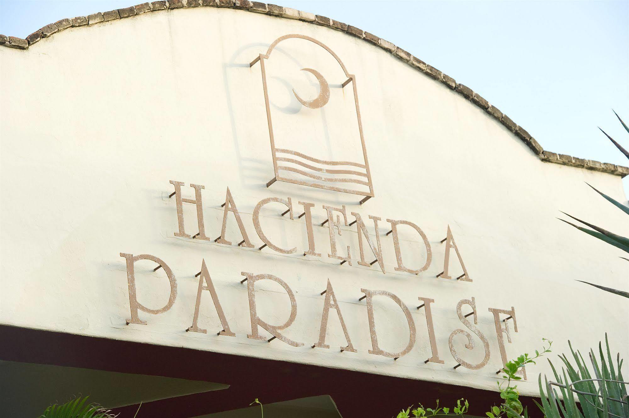 Hacienda Paradise Hotel