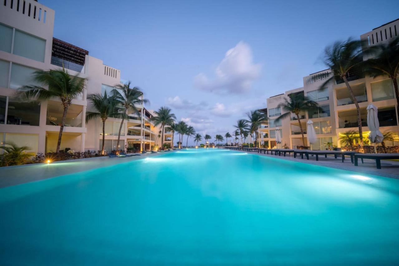 Luxury Complex - Infinity Pool And Private Club - At The Elements 108 Playa del Carmen
