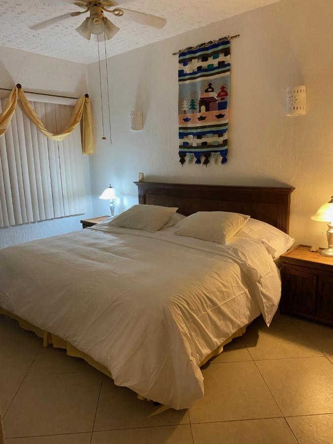 Departamento Frente Al Mar Con Dos Recamaras Y Seguridad 24 H A Dos Cuadras De La Quinta Avenida * Playa del Carmen