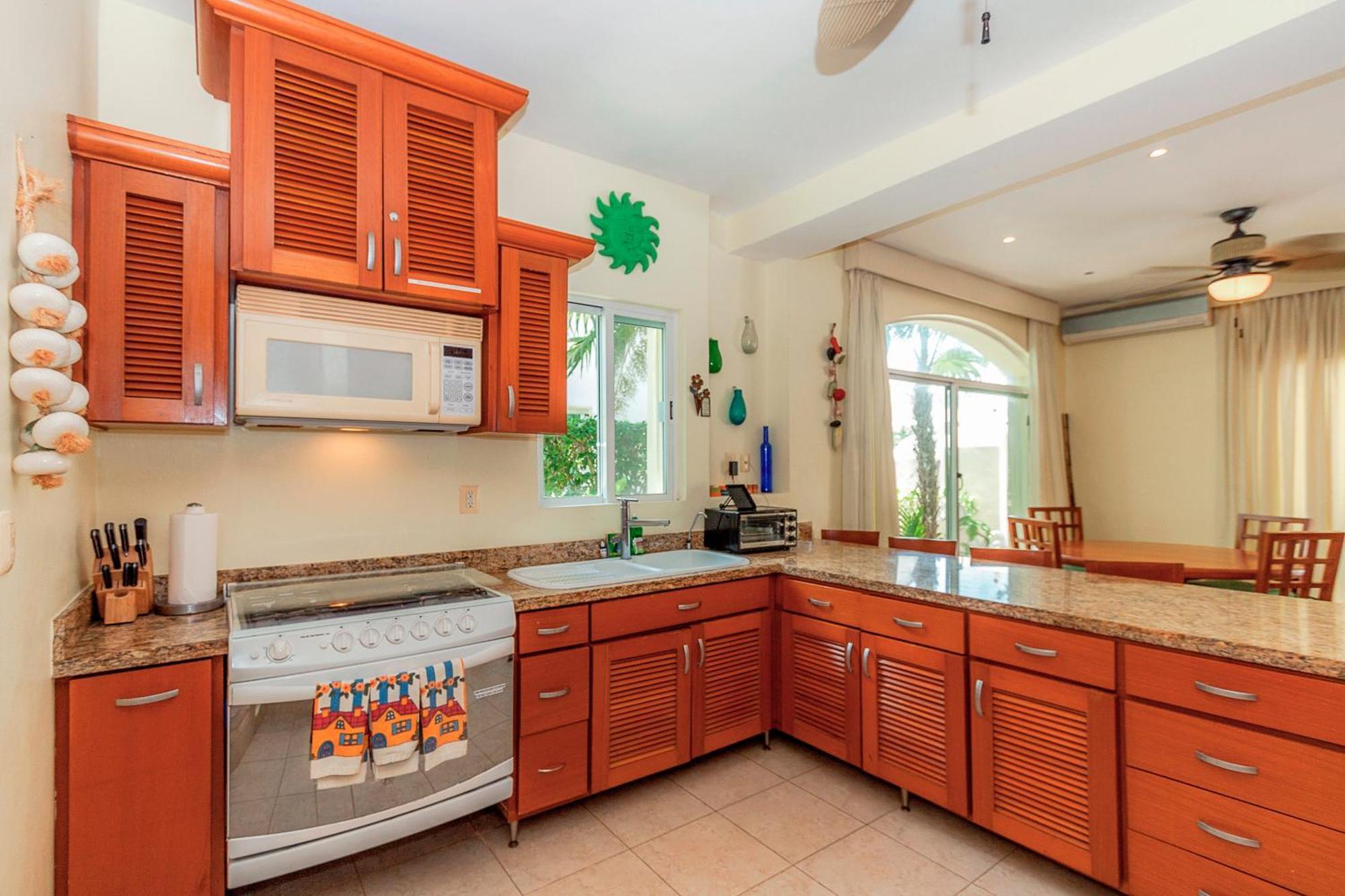 With 4 Bedrooms - Spacious Oceanview With Private Pool At Playacar Phase I Pura Vida Playa del Carmen