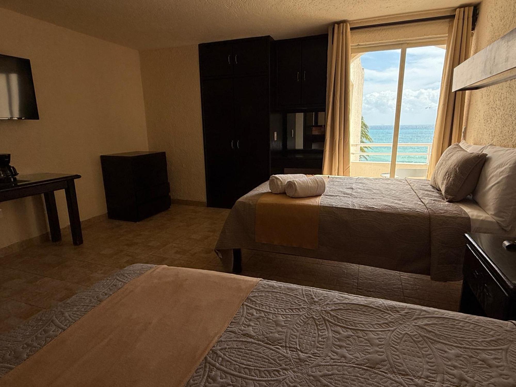 Hotel Luciana & Club 4*