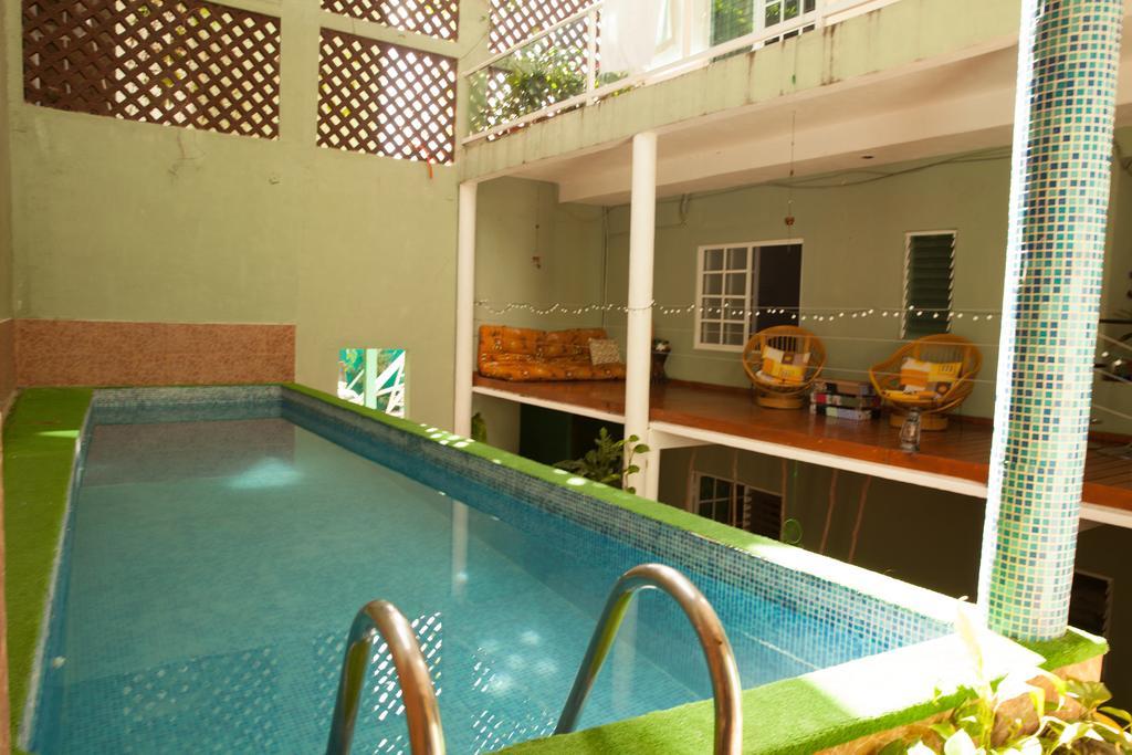 Guest house Casa Alphela 2*