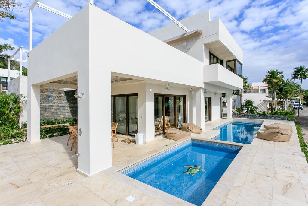 Steps To Best Beach Unica 6bedroom Villa