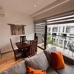 Chic 1Br Apartment In Playa Del Carmen Steps To 5Th Ave