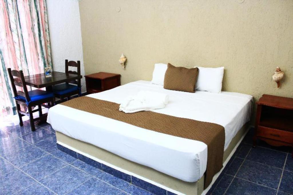 Hotel Maya Del Carmen