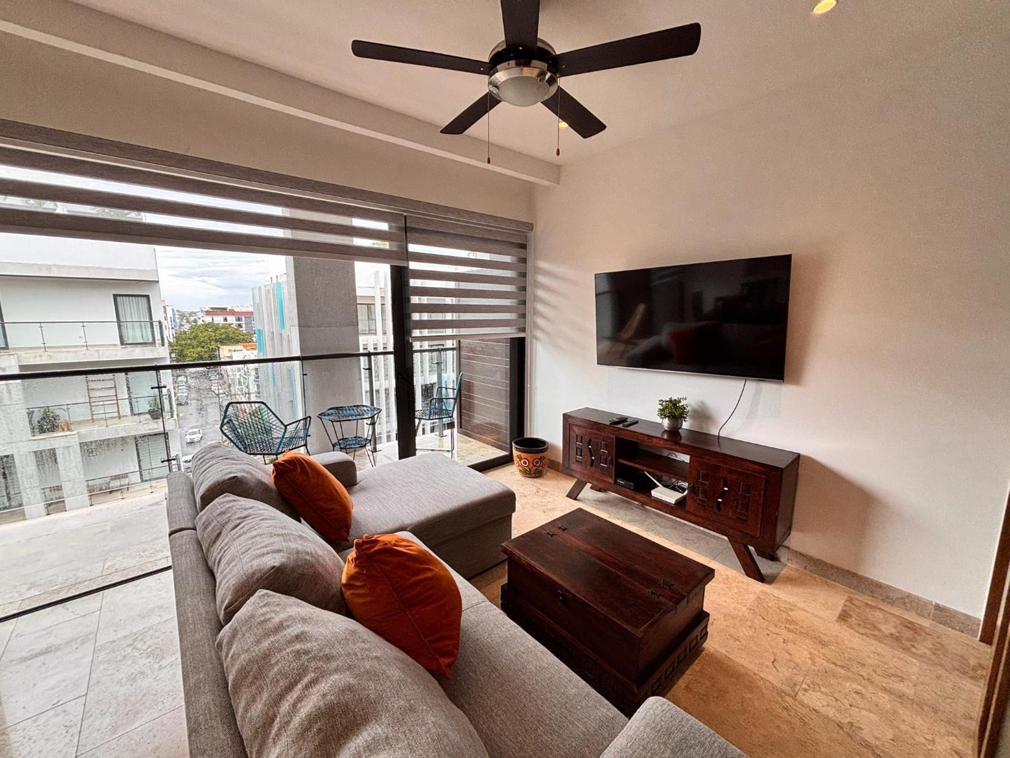 Chic 1br In Steps To 5th Ave Apartment *