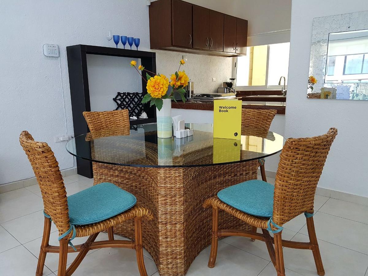 And Great Location Steps Away From Mamitas 2 Bedroom By Happy Address Apartment