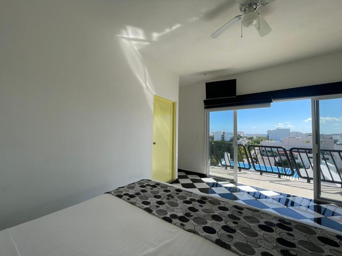 Hotel Winday A 4 Calles De La 5a Avenida 3*