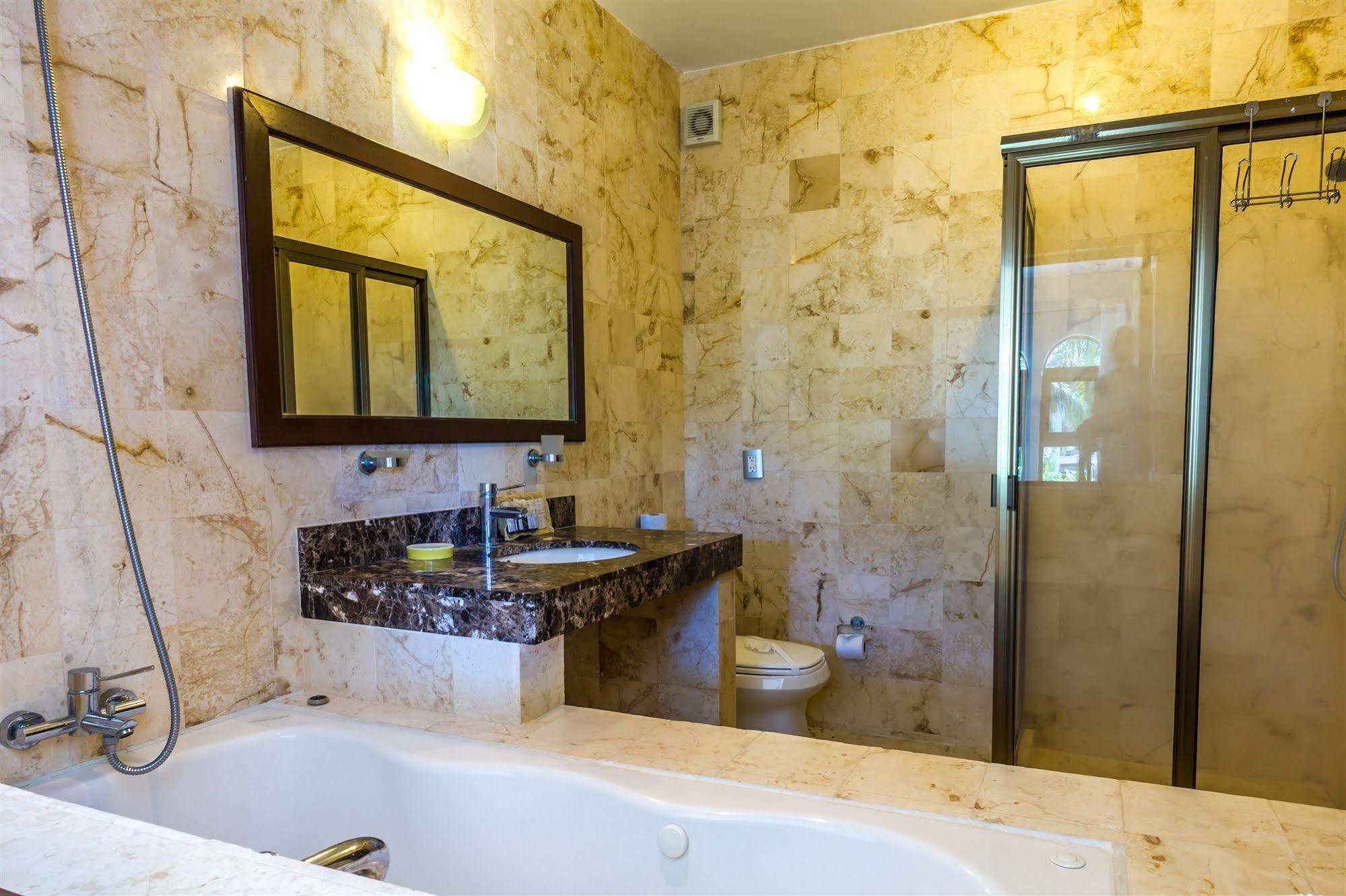 Paseo Del Sol Playacar Hotel 4*