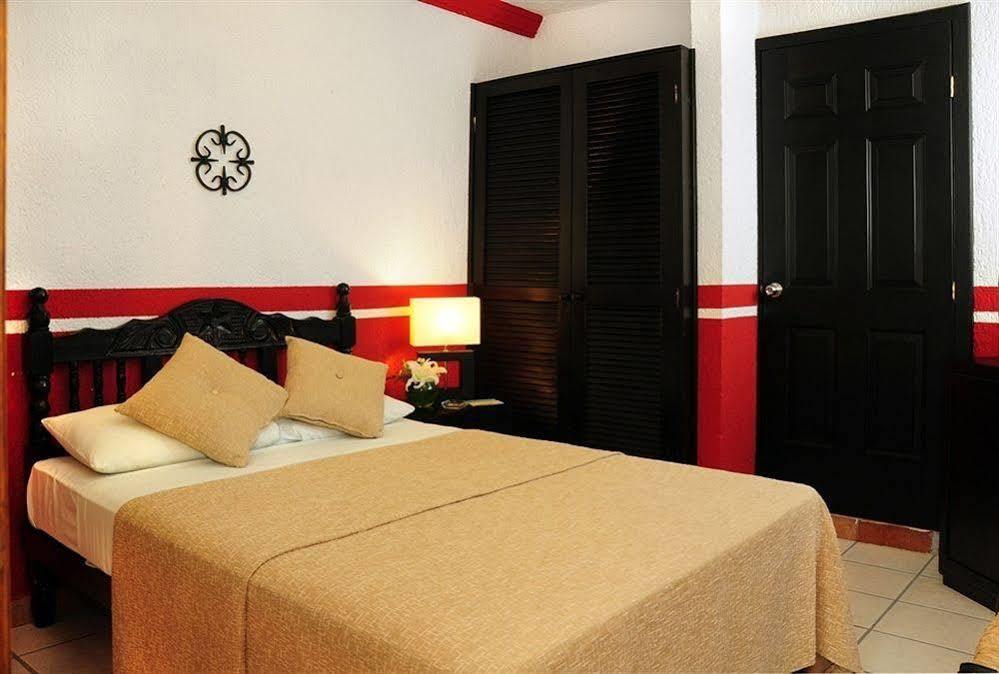 Hotel Hacienda Mariposa