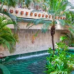Maya Villa Condo Hotel&Beachclub