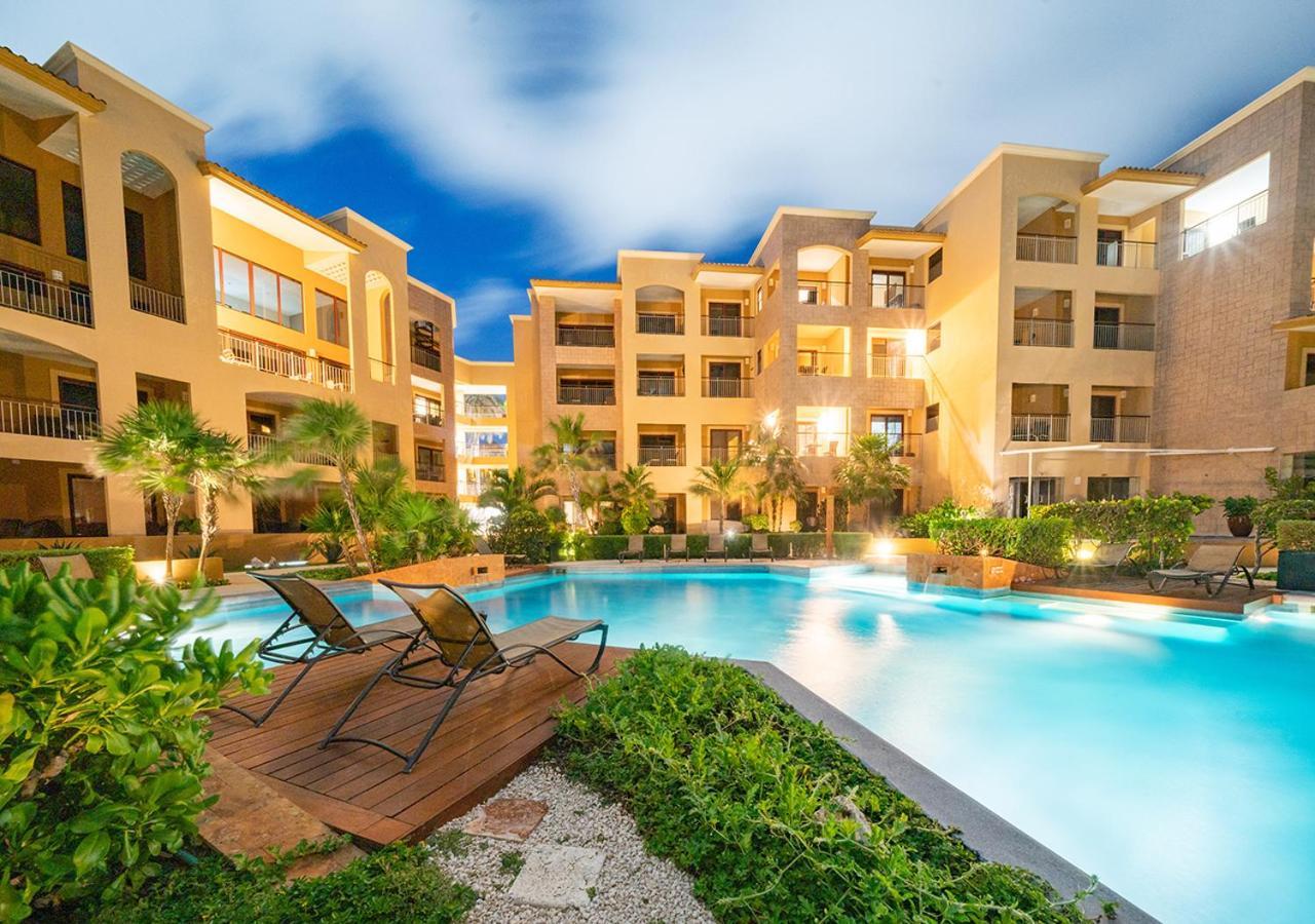 Surf 301 - Luxury Oceanview Beachfront With Gym - At El Faro *