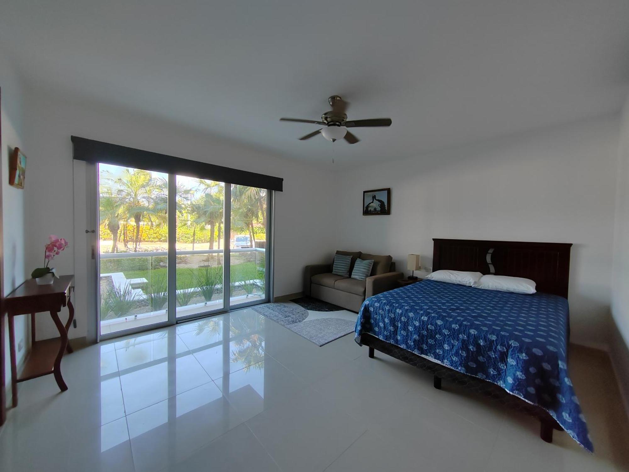 Stunning Ocean Front By Boutique Apartamento