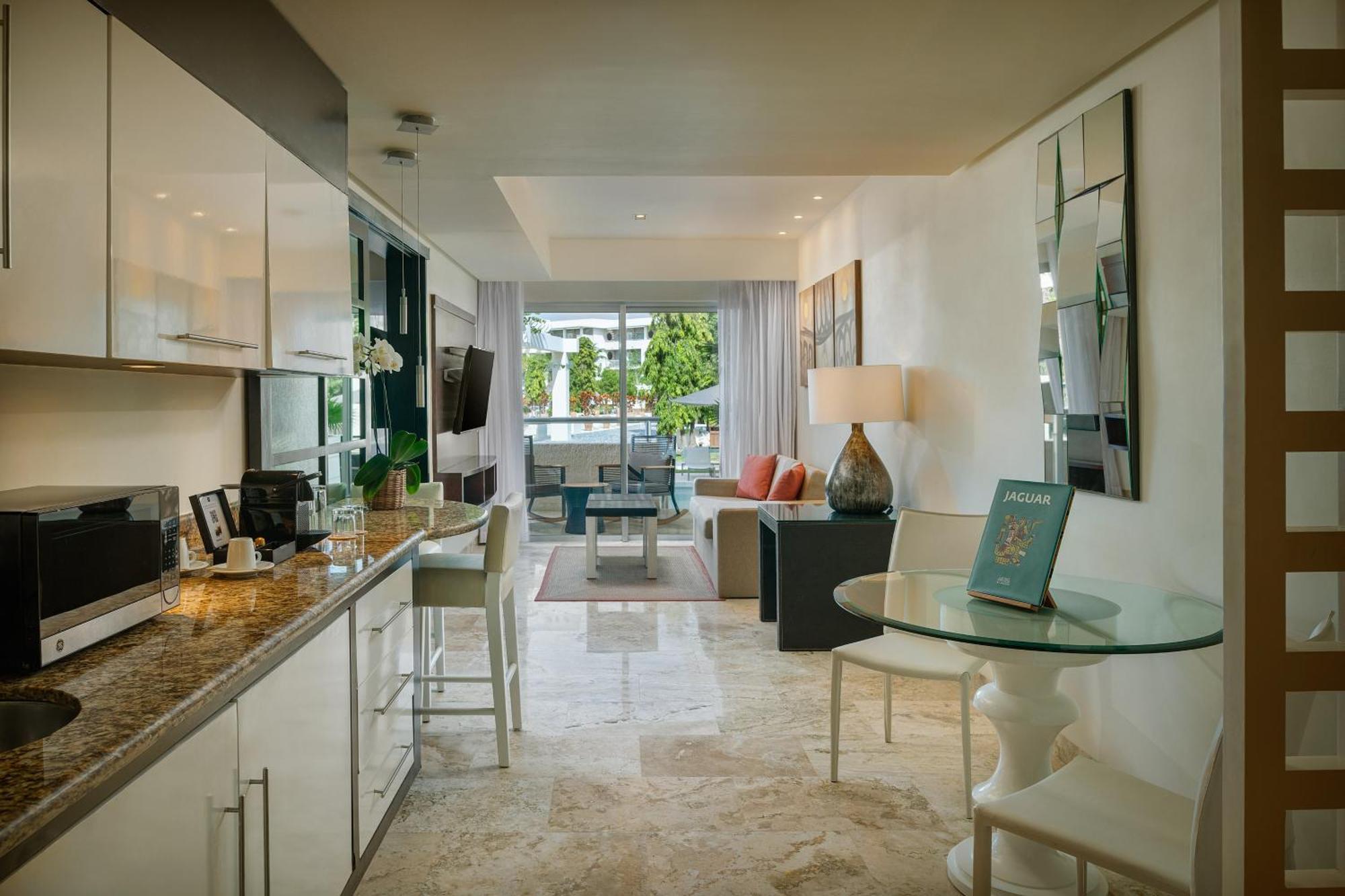 Paradisus 5*