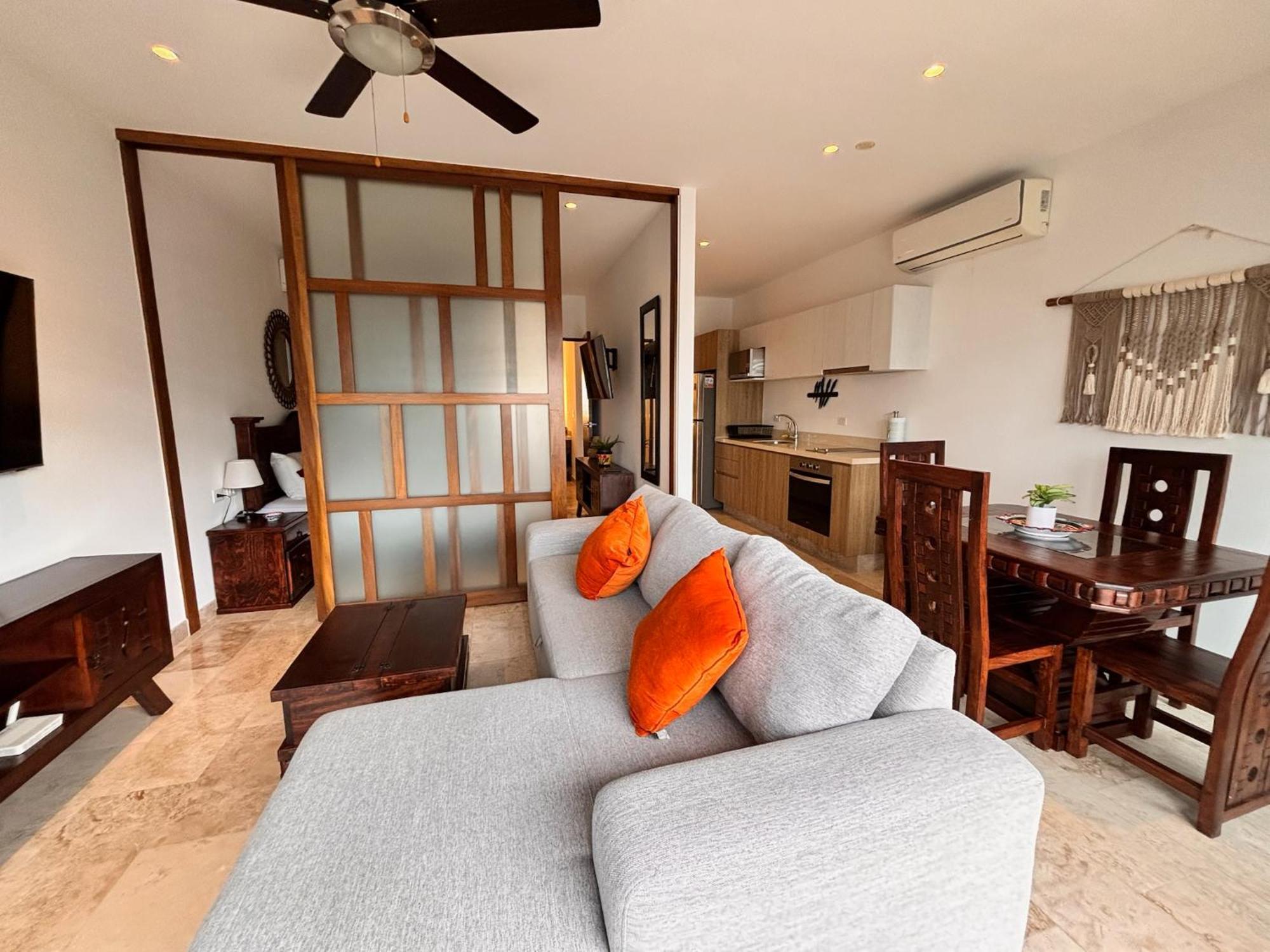 Chic 1br In Steps To 5th Ave Apartment